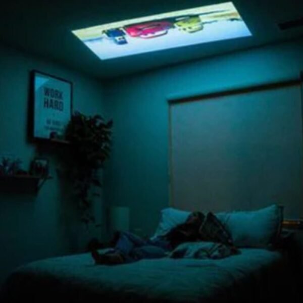 Pocket-Buddy LED Projector - Image 2
